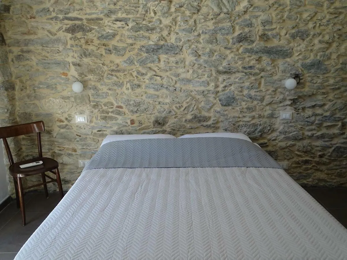 Bed and Breakfast Ca Du Ventu à Carbuta Italie